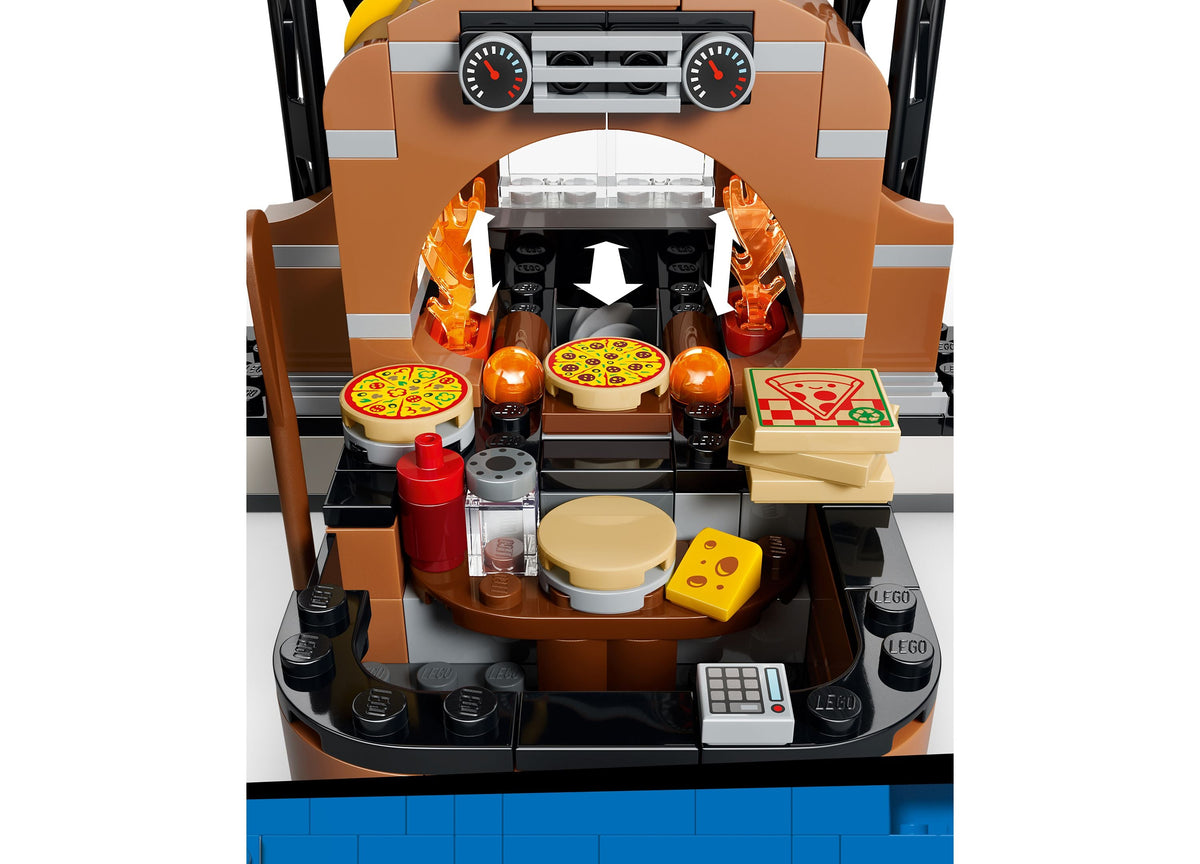 LEGO City Pizza Delivery Experience 494-Piece Building Set