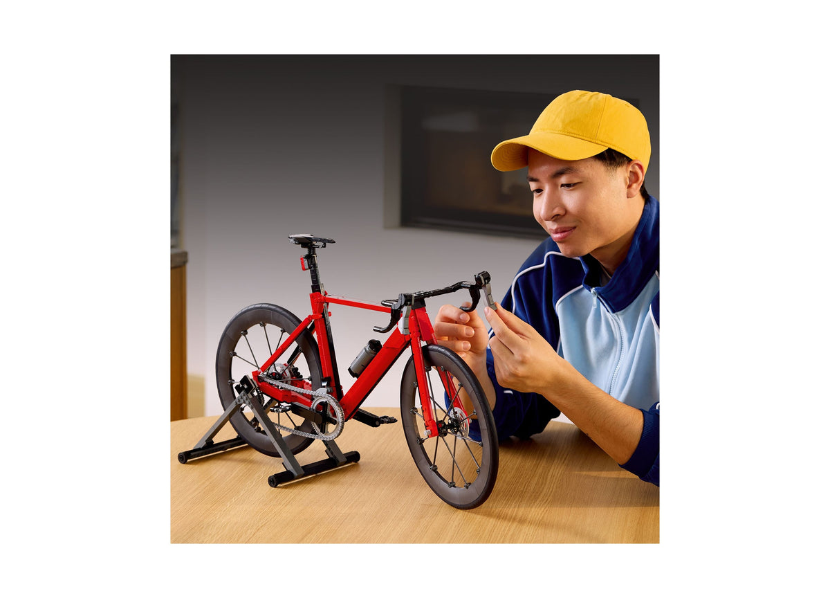 LEGO Icons Road Bike 1015-Piece Building Set