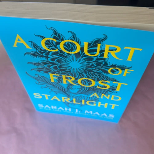 A Court of Frost and Starlight — Paperback · New