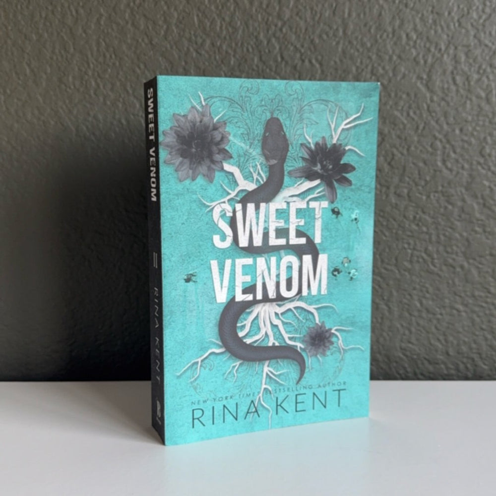 Sweet Venom — Paperback · Very Good