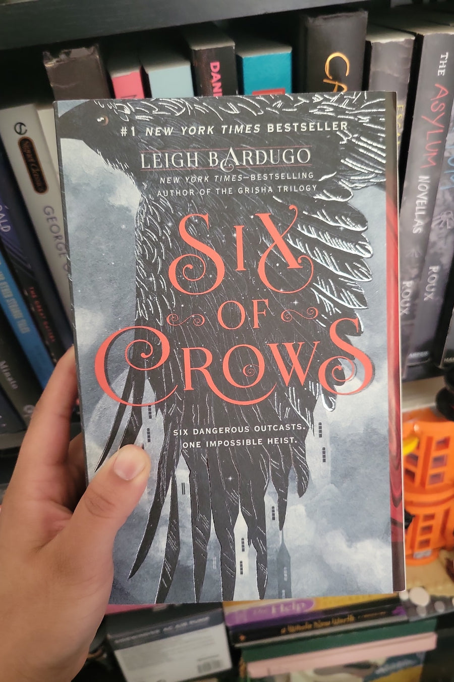 Six of Crows — Paperback · Like New