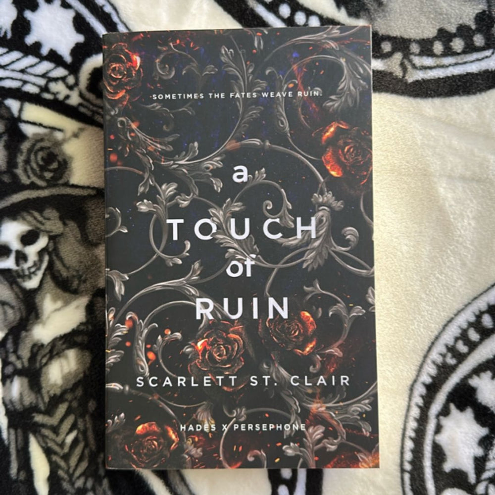 A Touch of Ruin — Paperback · New
