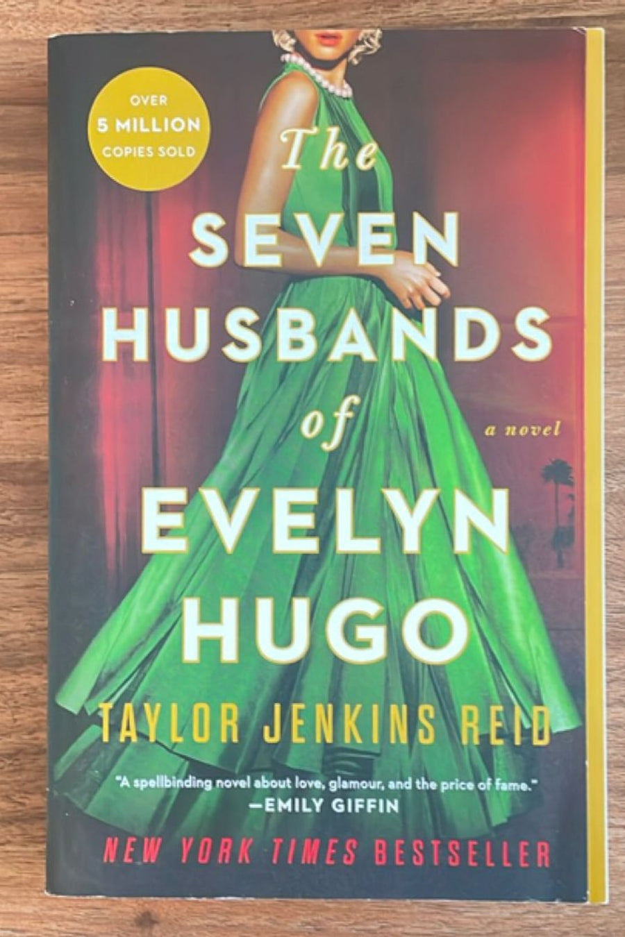 The Seven Husbands of Evelyn Hugo — Paperback · New