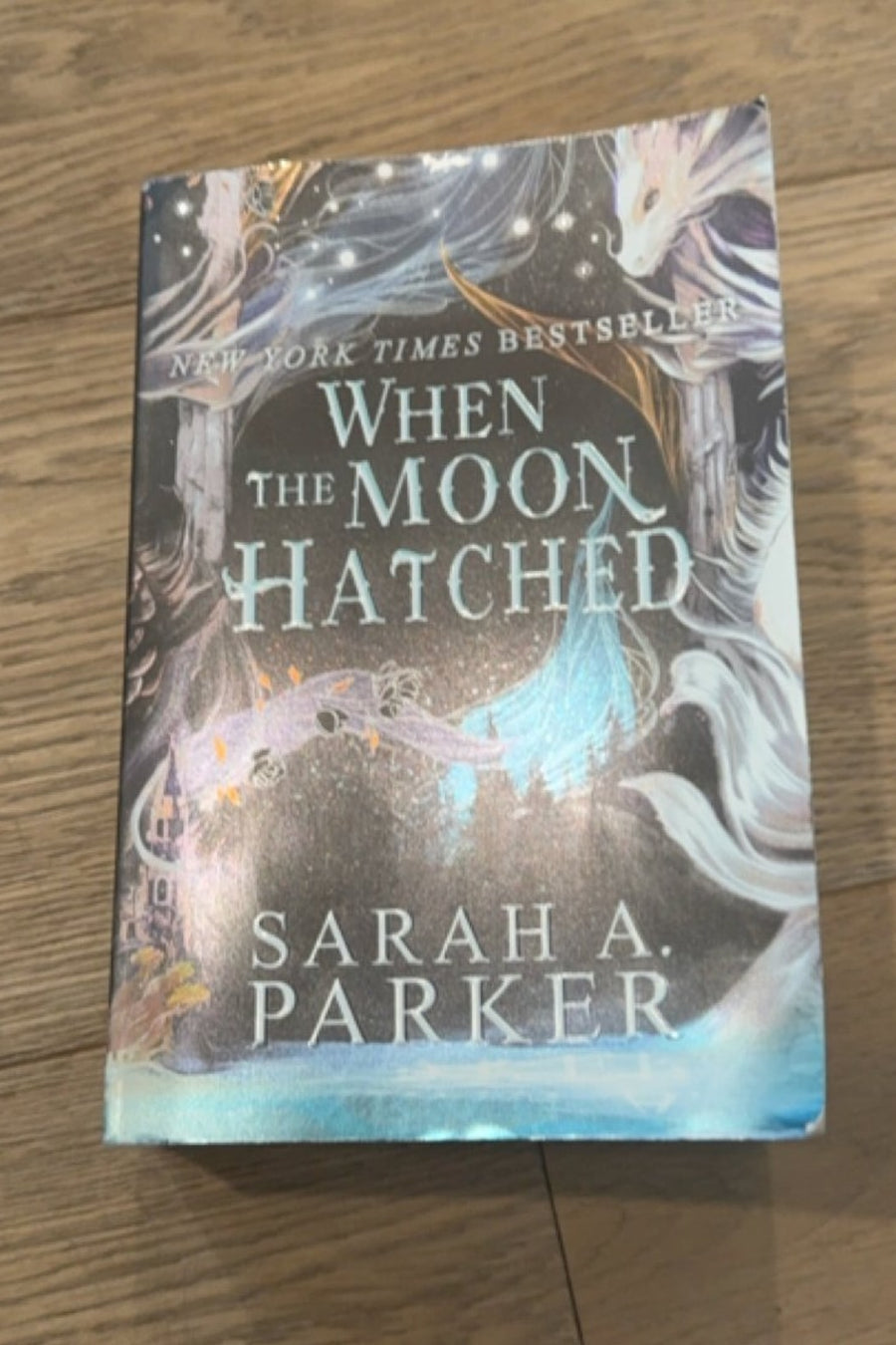When the Moon Hatched — Paperback · Very Good